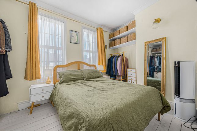 189 Worton Road, Isleworth photo 4