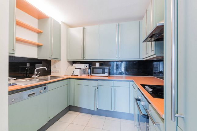 Flat for sale in City Road, Old Street