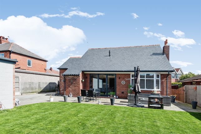 Thumbnail Detached house for sale in Hartley Park Avenue, Pontefract
