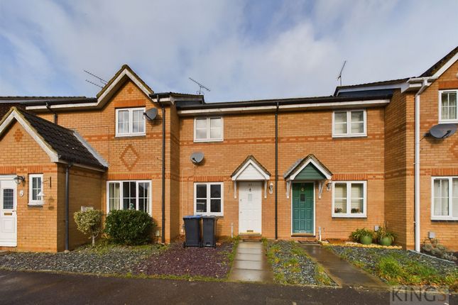 Thumbnail Terraced house for sale in Heyford Way, Hatfield