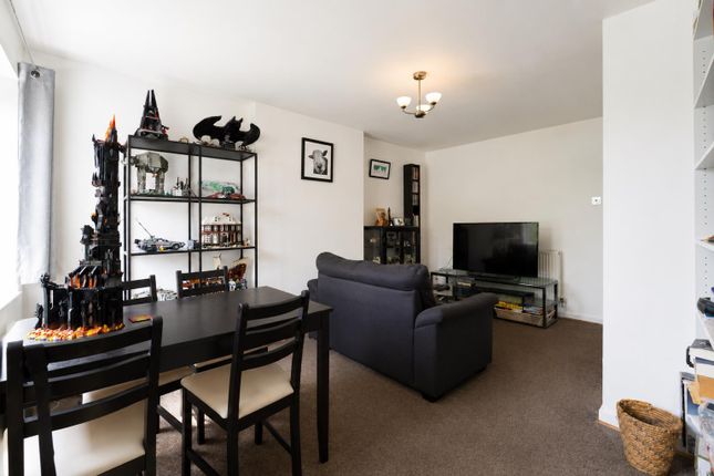 11, Wayfarers Way, Manchester photo 2