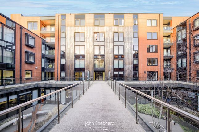 1-bed flat on 425 St Pauls Place, 40, St Pauls Square, Birmingham, £120,000