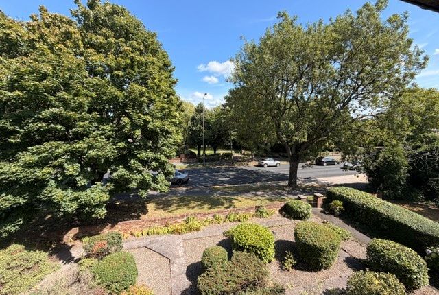 Flat 6 Hazel Court, 351, Garstang Rd, Fulwood photo 3