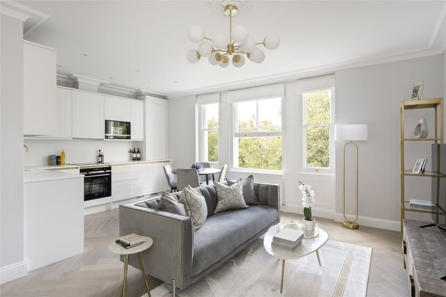 Flat for sale in Ladbroke Square, Notting Hill, London