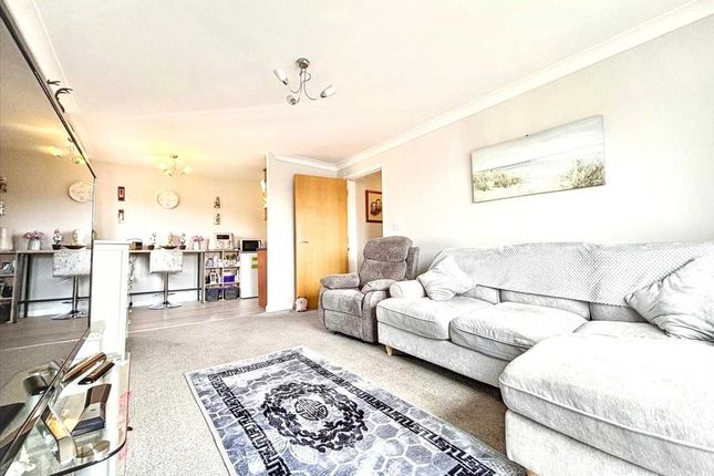 55, Millers Way, Kirkby in Ashfield photo 3