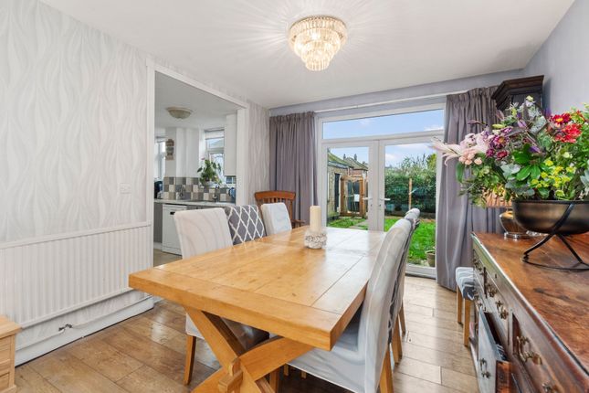 23 Legh Road, St. Helens photo 3