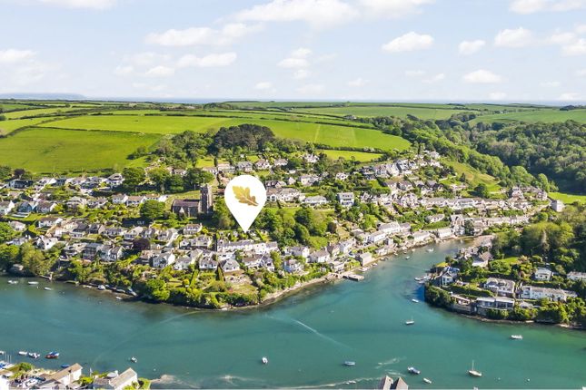 2-bed house on 3,Fishermans Cottage, Pillory Hill, Noss Mayo, £450,000