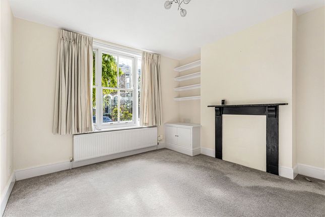 Walton Crescent, Oxfordshire photo 3