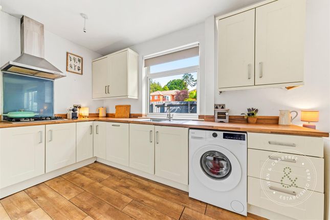 Shaldon, Cross Common Road, Dinas Powys photo 4