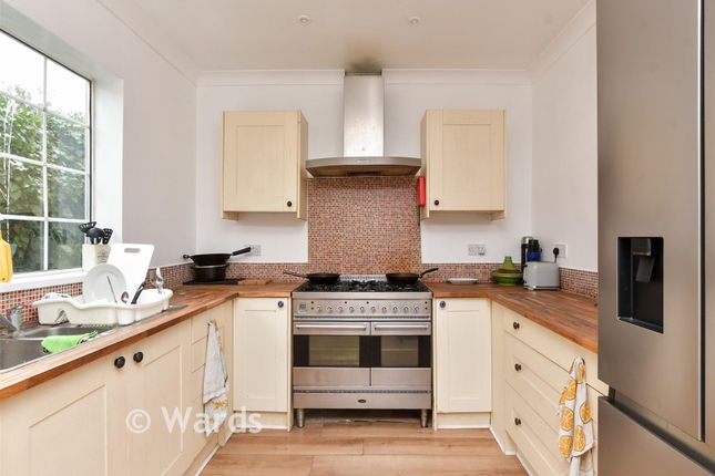 25, Queens Road, Broadstairs photo 2