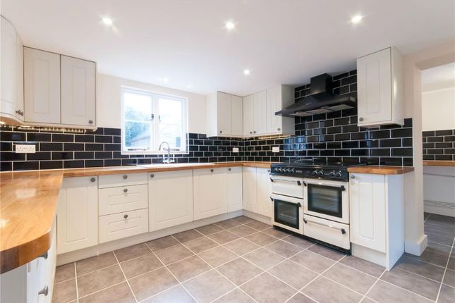 Detached house to rent in 84 Dover Road, Sandwich