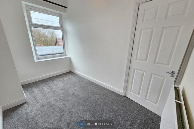 Oldham Road, Shaw, Oldham OL2, 2 bedroom terraced house to rent ...