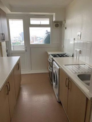 Flat 110, Brassett Point, London photo 4