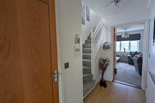 8, King Edward Close, Shanklin photo 4