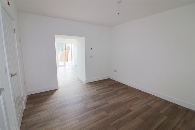 4, Barn Street, Haverfordwest photo 4