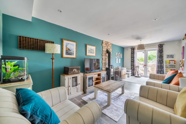 12, Fordhay Terrace, Yeovil photo 3