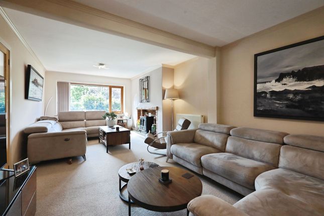 11, Mountford Close, Warwick photo 3