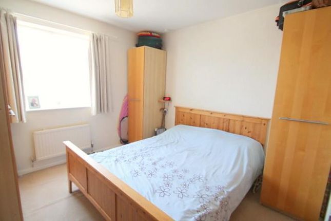 Flat for sale in The Doultons, Octavia Way, Staines-Upon-Thames, Middlesex