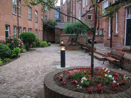 4 Bed Cottage To Rent In Peoples Hall Cottages Nottingham Ng1