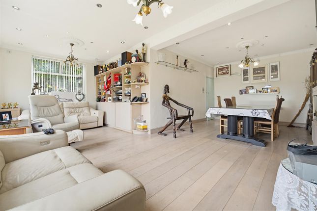 2, Studland Road, London photo 4