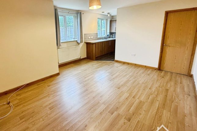 Flat 2, 10, Beccles Court, Coalpit Fields Road, Bedworth photo 2