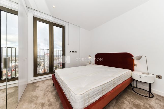 Flat for sale in Asquith House, West End Gate, London
