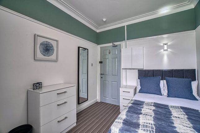 Room to rent in Upper Mersey Road, Widnes