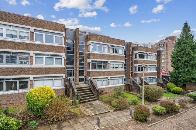 Thumbnail Flat for sale in Lothian Court, Shawlands, Glasgow