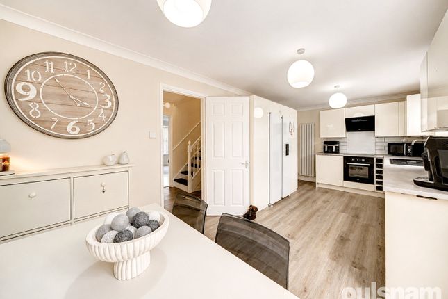 28, Mosel Drive, Worcestershire photo 4