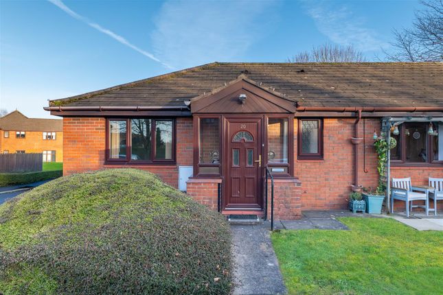 1-bed other on 20, Kings Court, Leyland, £105,000