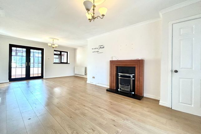 1, Highland Mews, Bilston photo 2