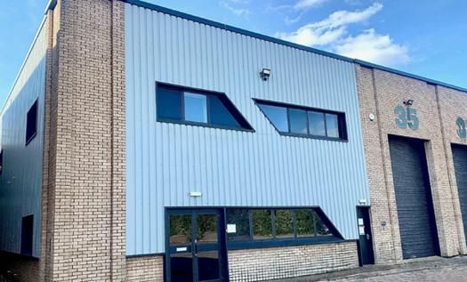 Light industrial to let in Cornwell Business Park, Salthouse Road, Brackmills Industrial Estate, Northampton, Northamptonshire