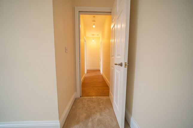 Flat 1, Bournemouth photo 4