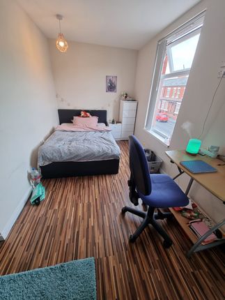 Terraced house to rent in Acomb Street, Manchester