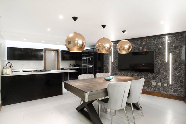 1A, Elms Road, London photo 2