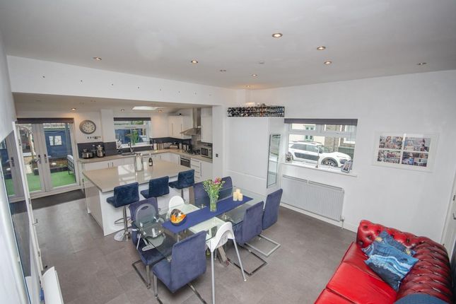 35, North Street, Downend photo 2