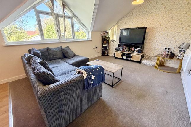 St Mary's View, Flat 5, Chapel Lane, Leeds photo 2