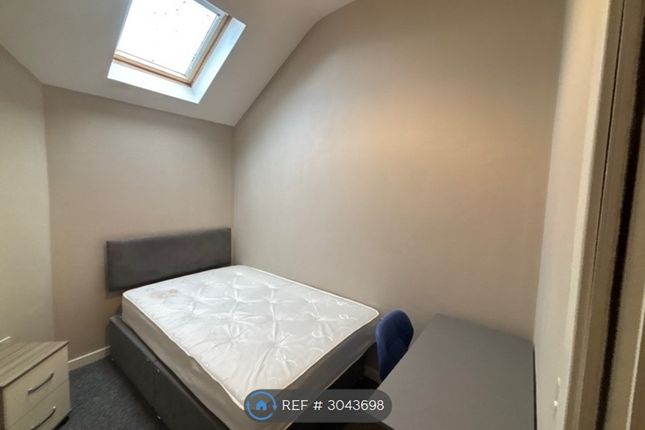 Flat B  West Bell Street Dundee Dd Ex, Dundee photo 2