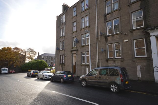 Flat to rent in Abbotsford Street, West End, Dundee