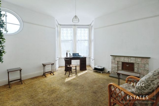 29 Teignmouth Road, Torquay photo 3