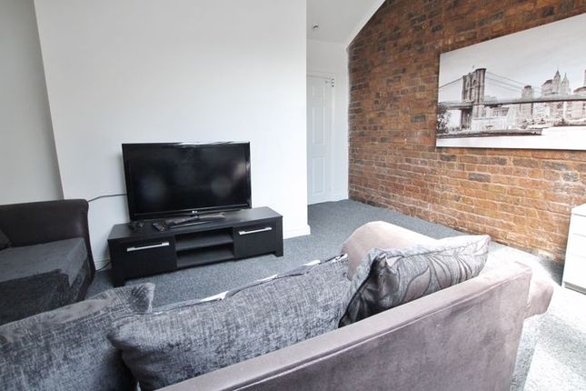 Flat for sale in Wavertree Road, Edge Hill, Liverpool