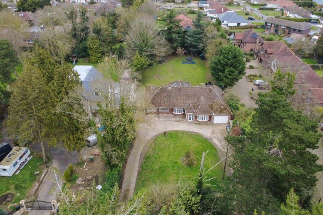 25 Fawkham Avenue, Longfield, Kent photo 3