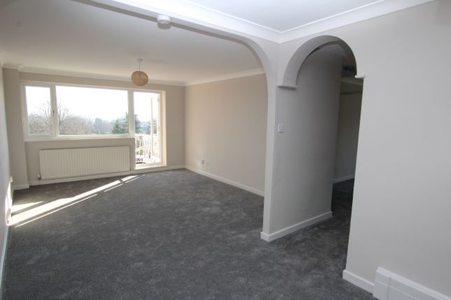 Thumbnail Flat to rent in Cedar Lodge, Tunnel Road, The Park