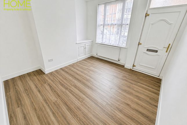 10 Pope Street, Leicester photo 3