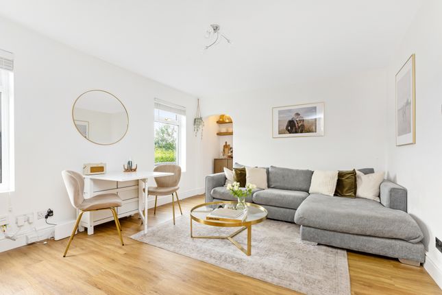20, Carlowrie Avenue, Dalmeny, Edinburgh photo 3
