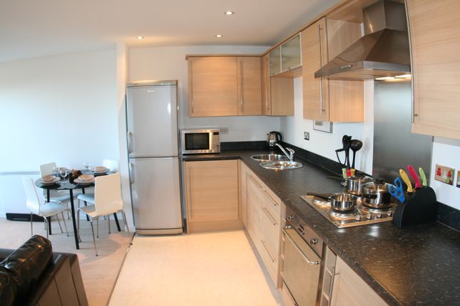 Apt 34, Warrington photo 2