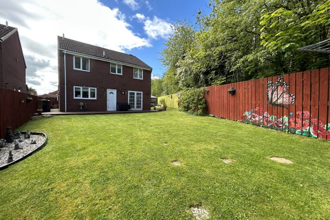 39, Brecken Way, Durham photo 2