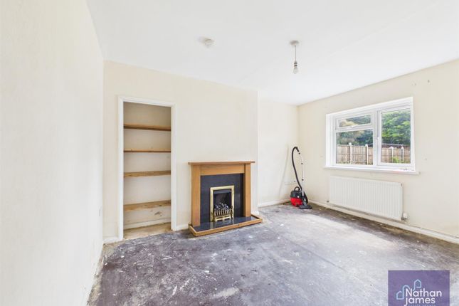 55, Caemawr Road, Caldicot photo 3