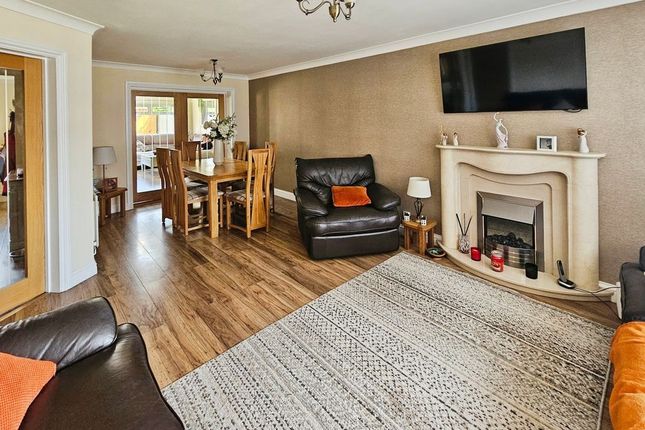 3, Ayton Court, Bedlington photo 2