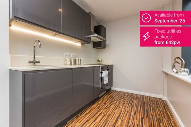 Flat to rent in Princess Street, Manchester